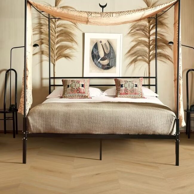 Parquet chevron dans une chambre