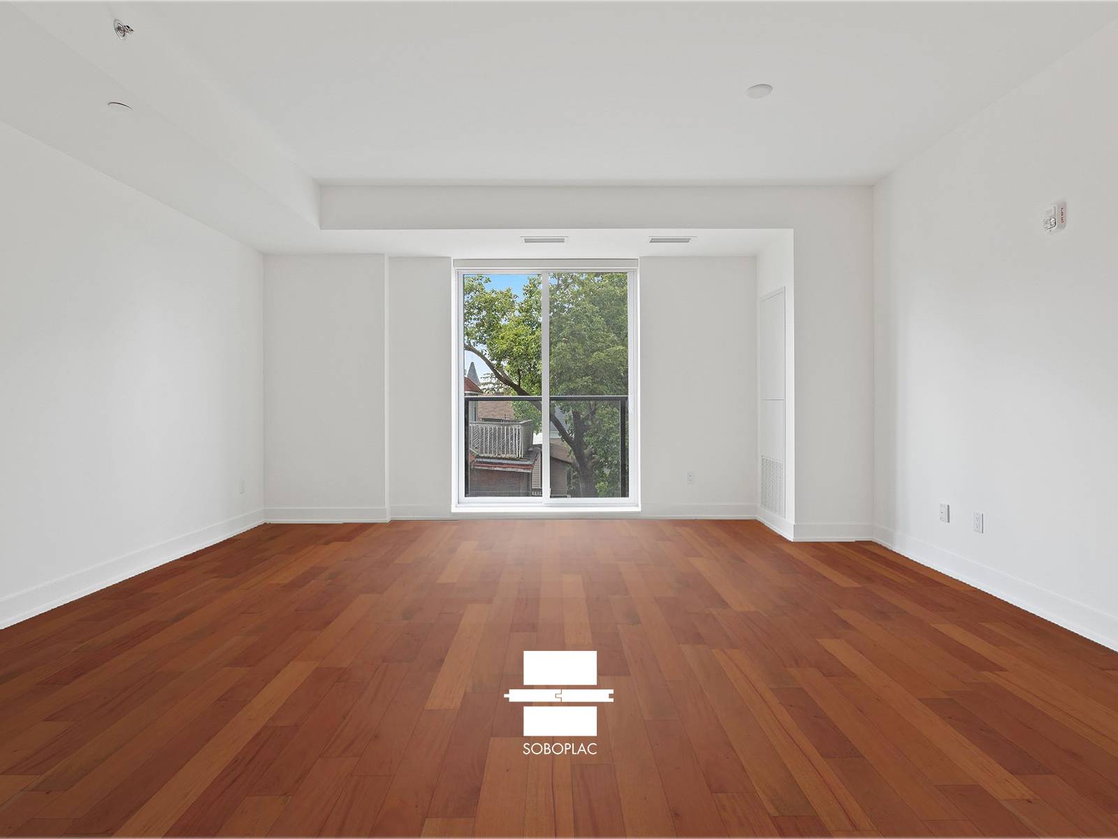 Soboplac Acajou massif huilé UV 15x120 – vue 3