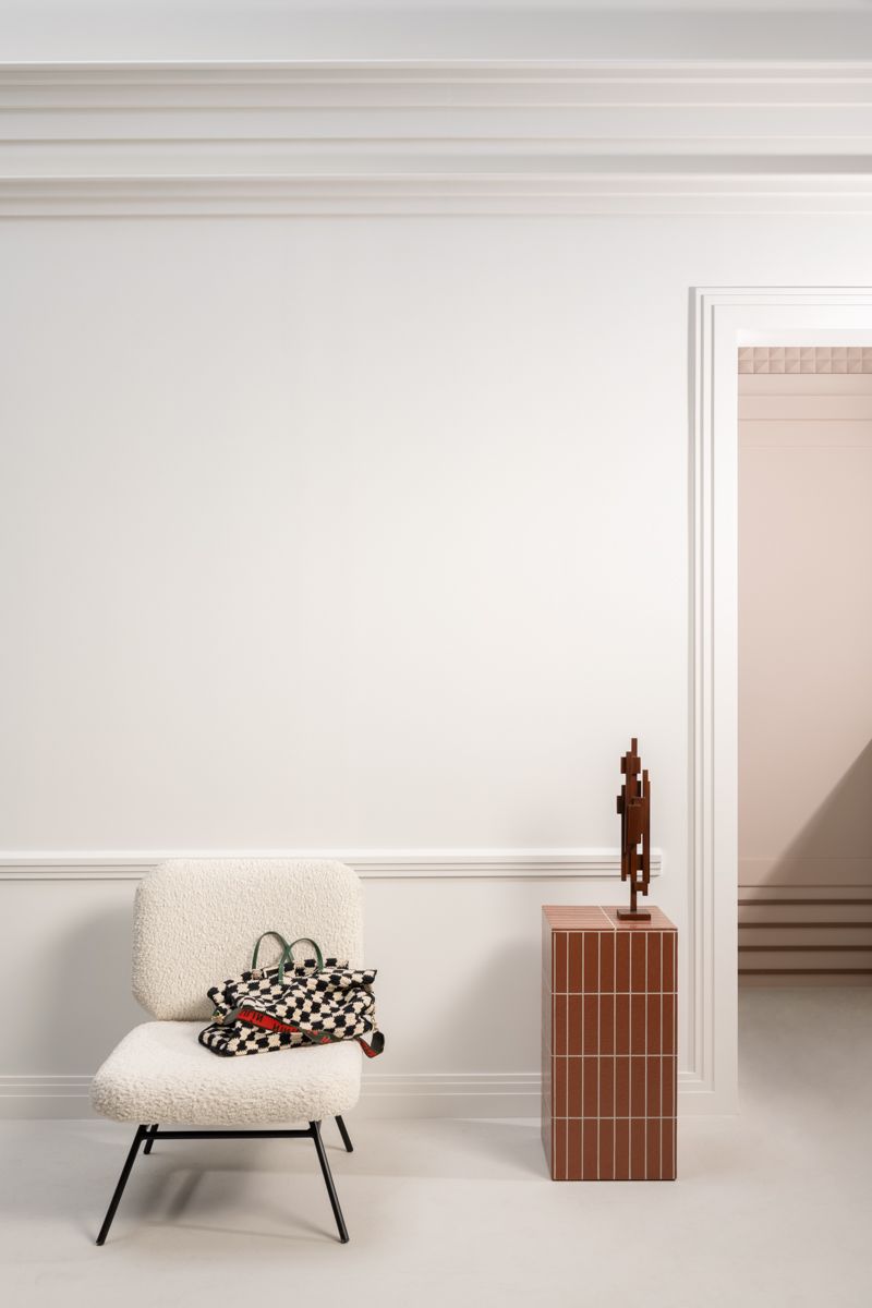 Plinthe Orac SX180 High Line – ambiance 1