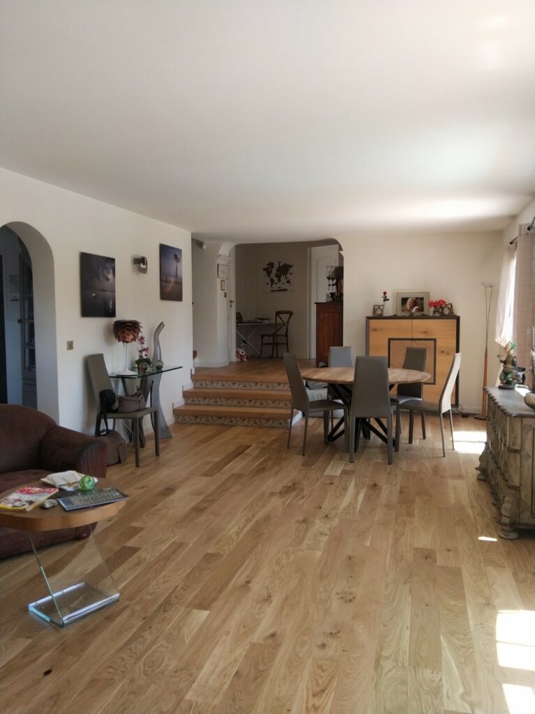 Parquet Design Parquet Scala vernis mat posé dans une villa à Biot