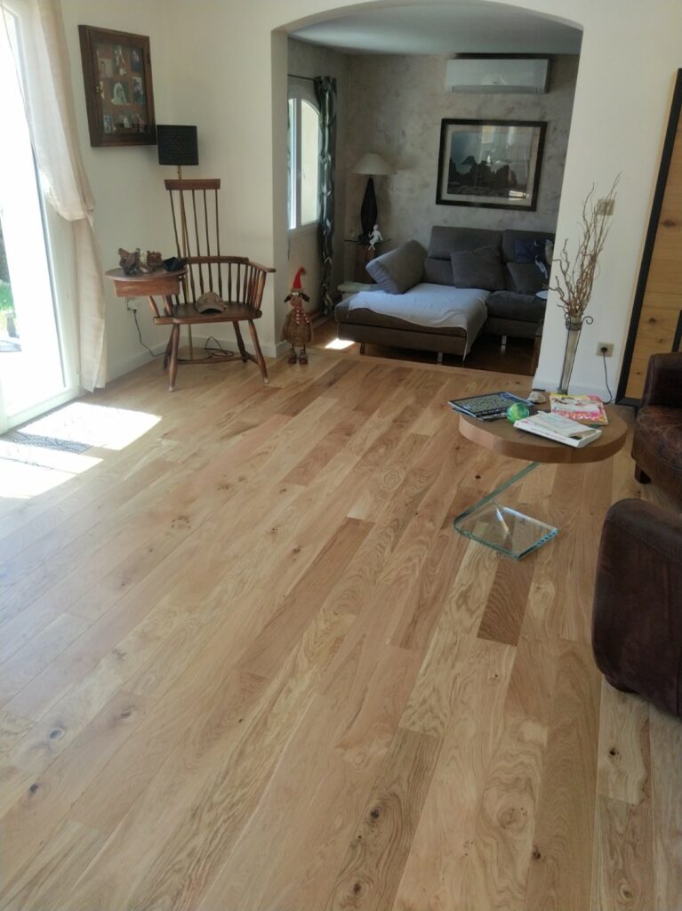 Parquet Design Parquet Scala vernis mat posé dans une villa à Biot