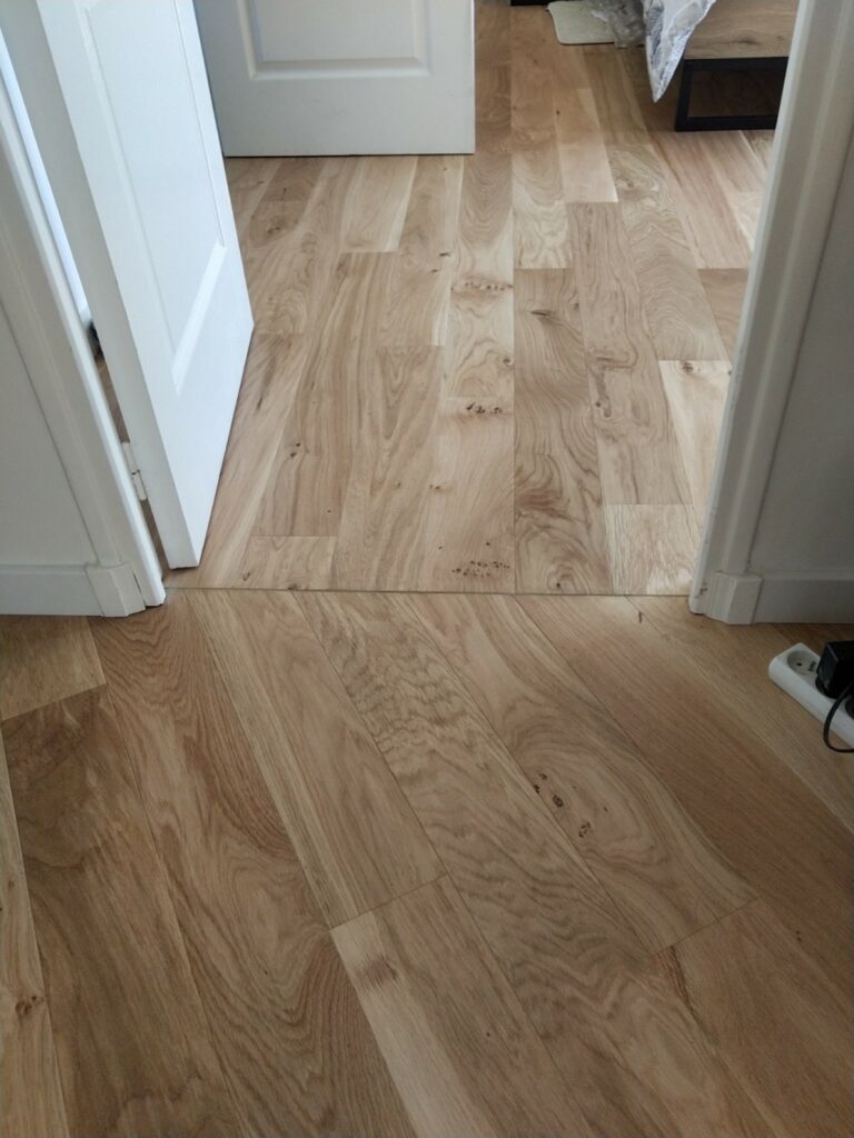 Parquet Design Parquet Scala vernis mat posé dans une villa à Biot