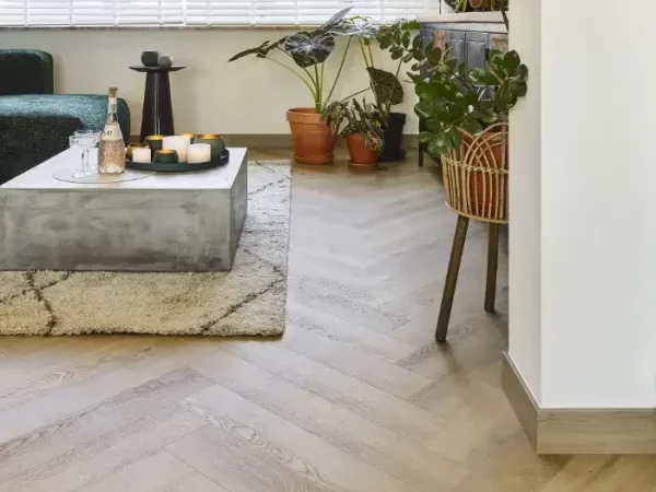 1715686754-vinyl-vloer-afwerken